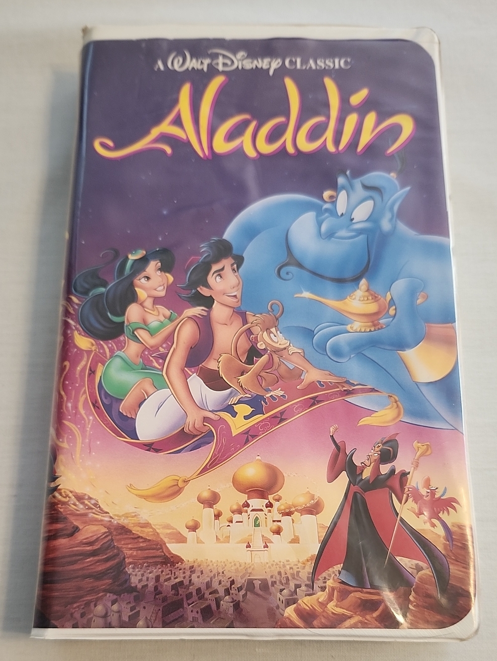 Walt Disney Animated Classic Masterpiece "Aladdin" Robin Williams as Genie - VHS